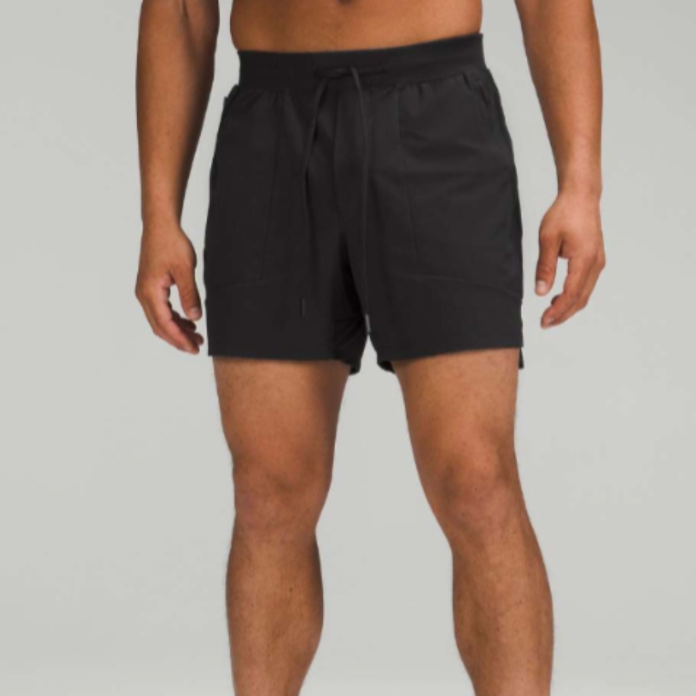 XXL 7" License to Train shorts black